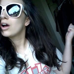 Meet your Posher, Francesca